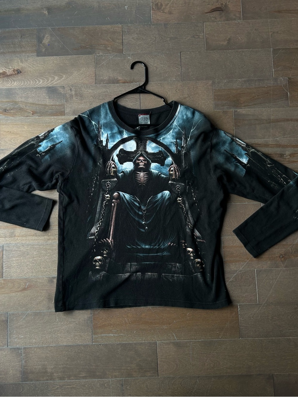 Kids Black Graphic Long-Sleeve Skull Throne Shirt